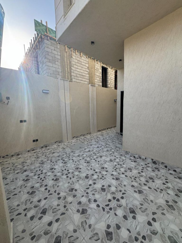 ادوار حي طويق1